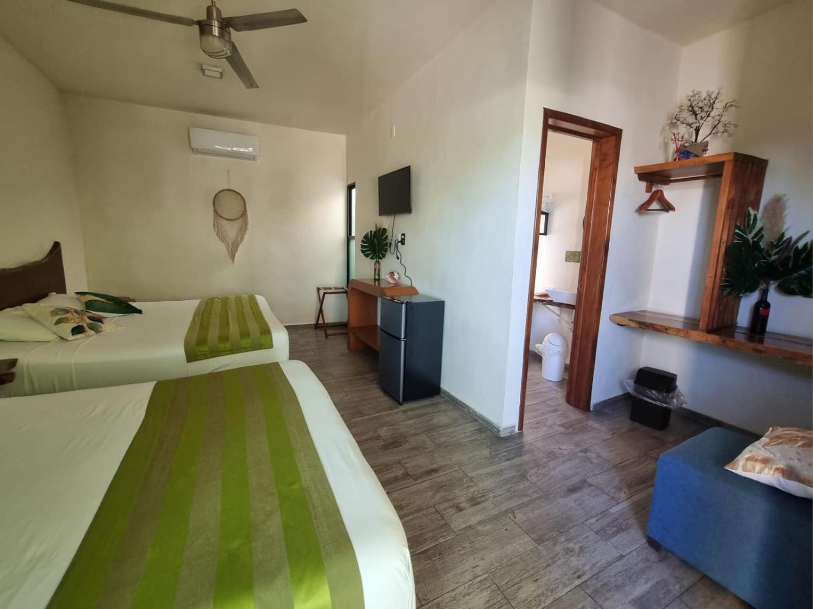 Hotel Brisas Bacalar Exterior photo